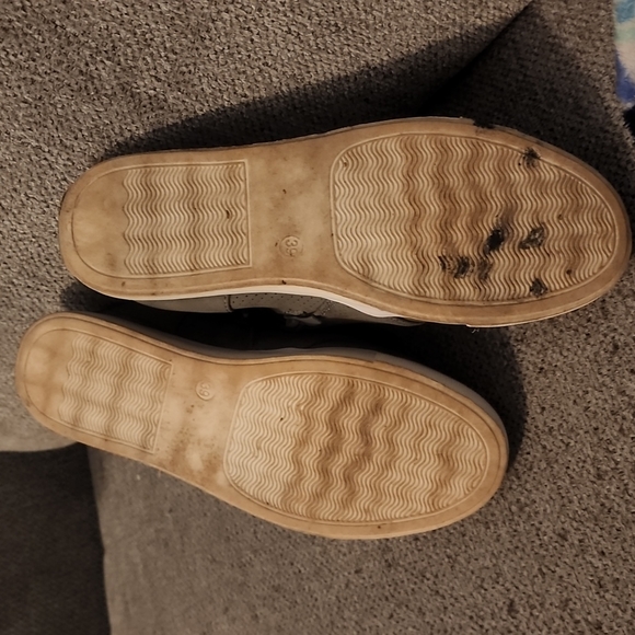 Wedged Fashion Sneakers - Picture 4 of 4